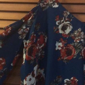 Floral top